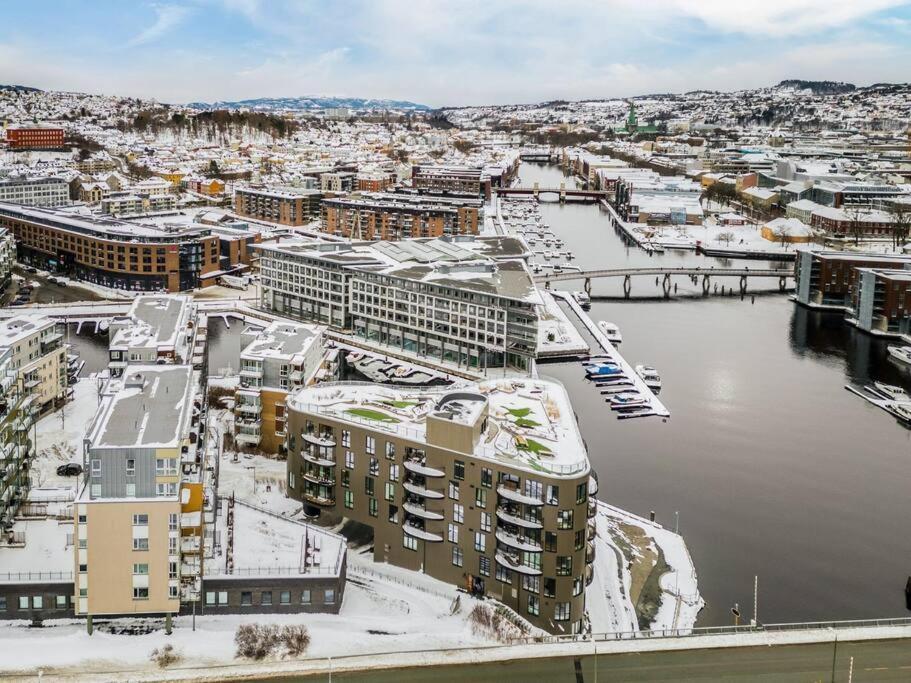 Cozy Cove At Solsiden - 2Br Familyfriendly Apartment Trondheim Bagian luar foto